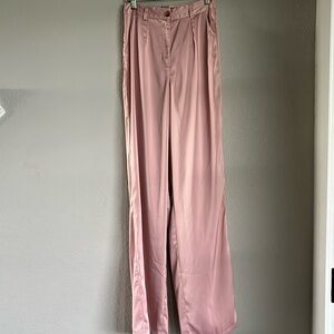 MissGuided Wide Leg Trouser - Pink - Size 4L. NEVER BEEN WORN - NEW.